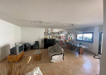 Immagine WhatsApp 2025-03-04 ore 12.45.44_71d3f327 - Villa Via Campoleone 37B, Ariccia - foto 12