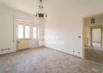 WEB_010.jpg - Quadrilocale Grottaferrata - foto 10