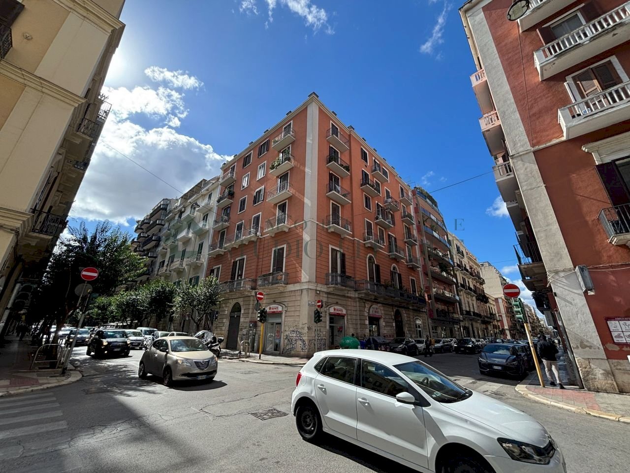 PHOTO-2025-10-08-12-19-00.jpeg - Apartment Via Dante Alighieri 182, Bari - photo 1