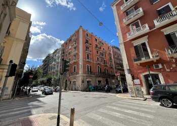 PHOTO-2025-10-08-12-18-58.jpeg - Appartamento Via Dante Alighieri 182, Bari - foto 2