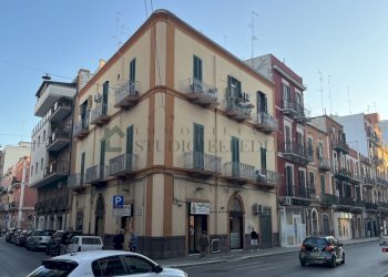 IMG_4511.jpeg - Two-room apartment Via Pietro Ravanas 107, Bari - photo 1