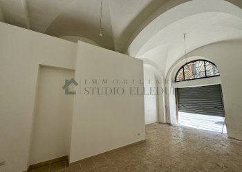 IMG_7086.JPG - Locale Commerciale VIA VISCONTI  85, Bari - foto 9