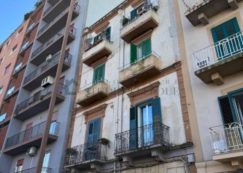 WhatsApp Image 2025-01-21 at 11.35.05 (1).jpeg - Locale Commerciale VIA S.CRISANZIO 234, Bari - foto 2