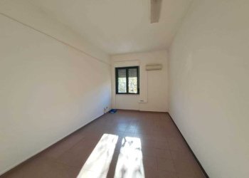 WhatsApp Image 2025-10-09 at 17.12.45 (1).jpeg - Office Via Rimembranze, Amelia - photo 4