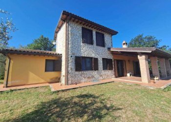 3 Facciata.jpeg - Villa Via Rimembranze 4545, Amelia - photo 4