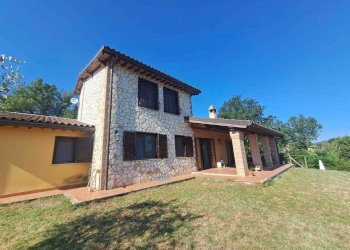 9 Facciata.jpeg - Villa Via Rimembranze 4545, Amelia - photo 9