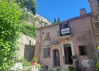 4 Facciata.jpeg - Townhouse Via Rimembranze 4545, Amelia - photo 5