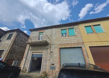 26 Facciata.jpeg - Villa Viale Kennedy, Guardea - foto 27