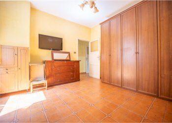 12.jpg - Trilocale Piazza della Repubblica, Mentana - foto 13