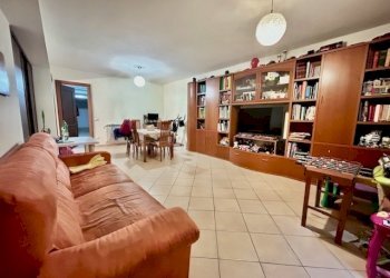 22.jpg - Villa Via Aurelio Saffi 85, Guidonia Montecelio - foto 21