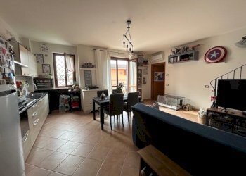 6.jpg - Trilocale Via Giovanni Bovio 2b, Guidonia Montecelio - foto 6