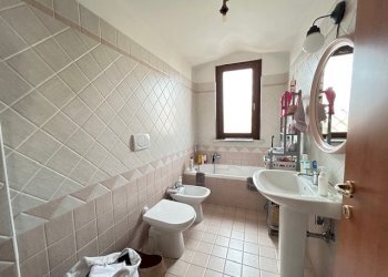 22.jpg - Trilocale Via Giovanni Bovio 2b, Guidonia Montecelio - foto 22