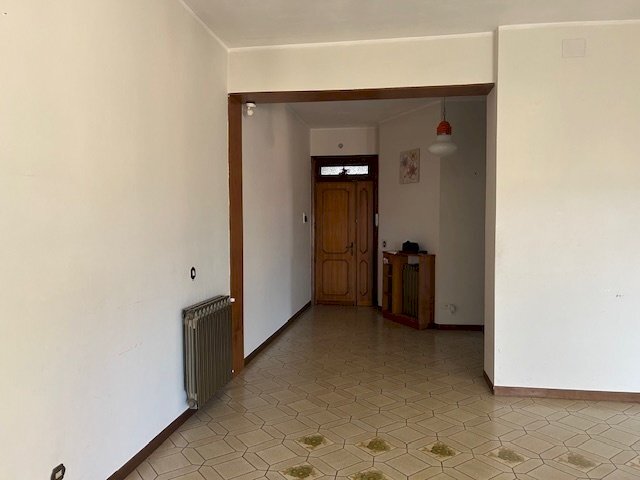2.jpg - Apartment Via Enrico Tazzoli, Guidonia Montecelio - photo 3