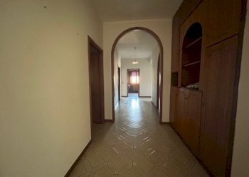 3.jpg - Appartamento Via Enrico Tazzoli, Guidonia Montecelio - foto 4