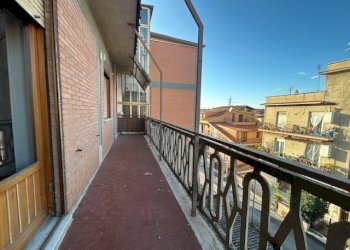 15.jpg - Appartamento Via Enrico Tazzoli, Guidonia Montecelio - foto 17