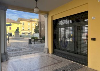 IMG_5594.JPG - Commercial Premises Via Giacomo Matteotti 168, Crevalcore - photo 6