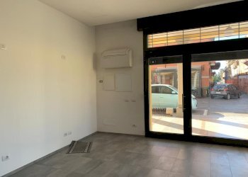 VMSF6404.JPG - Commercial Premises Via Giacomo Matteotti 168, Crevalcore - photo 30