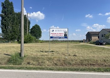 IMG_2994.JPG - Terreno edificabile Via per Riolo 46, Castelfranco Emilia - foto 1