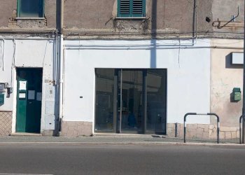 WhatsApp Image 2026-03-25 at 09.05.05 (1).jpeg - Locale Commerciale Via Nazionale Tiburtina 62, Tivoli - foto 2