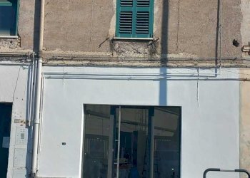 WhatsApp Image 2026-03-25 at 09.05.05.jpeg - Locale Commerciale Via Nazionale Tiburtina 62, Tivoli - foto 3