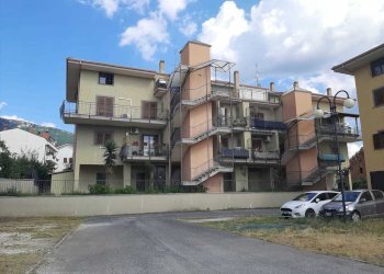 1.jpg - Trilocale Via delle Peschie, San Polo dei Cavalieri - foto 1