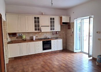 5.jpeg - Trilocale VIA GARIBALDI, Guidonia Montecelio - foto 5