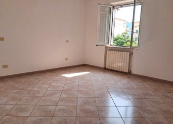 7.jpeg - Trilocale VIA GARIBALDI, Guidonia Montecelio - foto 7