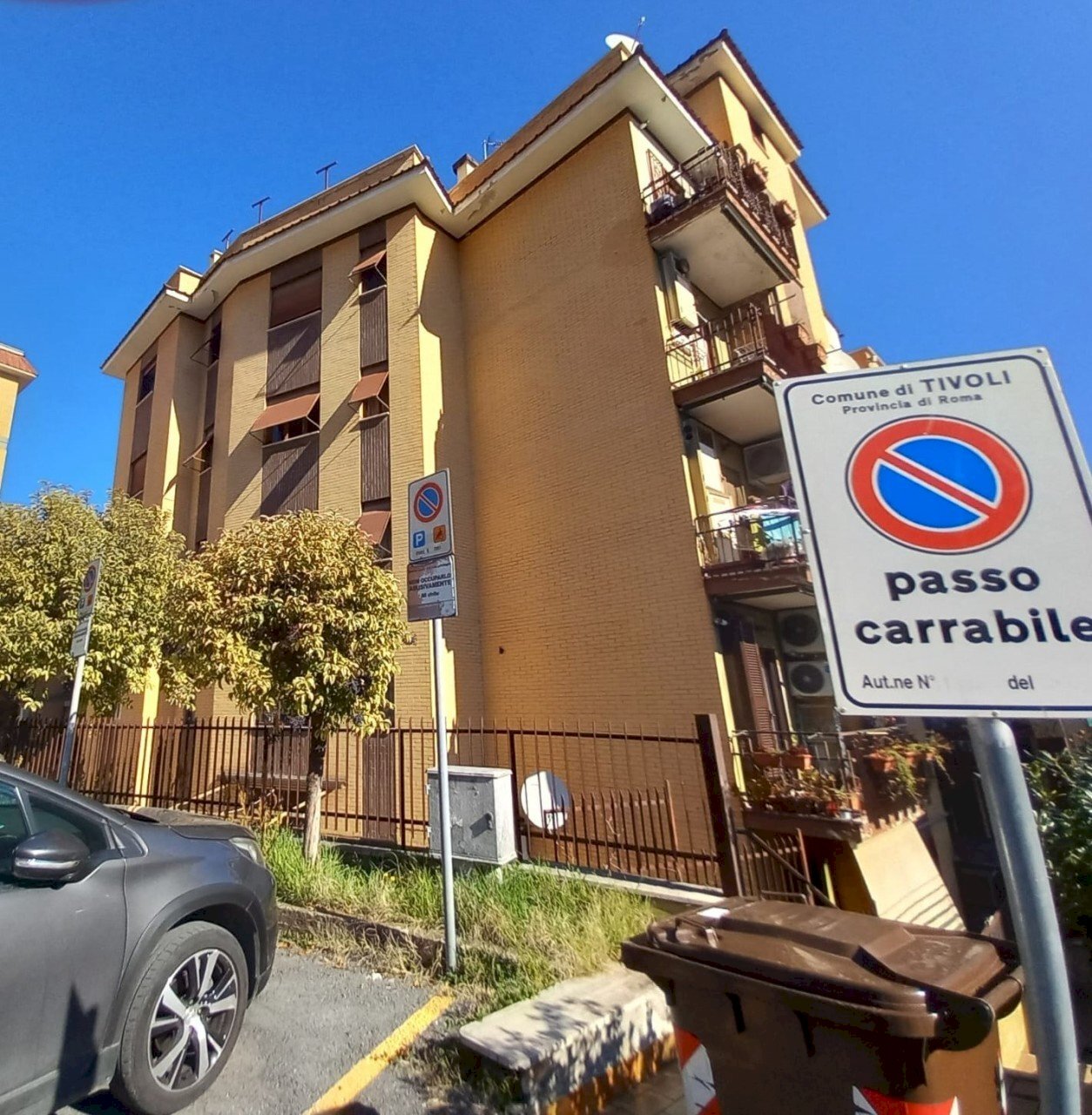 WhatsApp Image 2025-03-03 at 10.03.07 (1).jpeg - Box Via Tiburto, Tivoli - photo 1