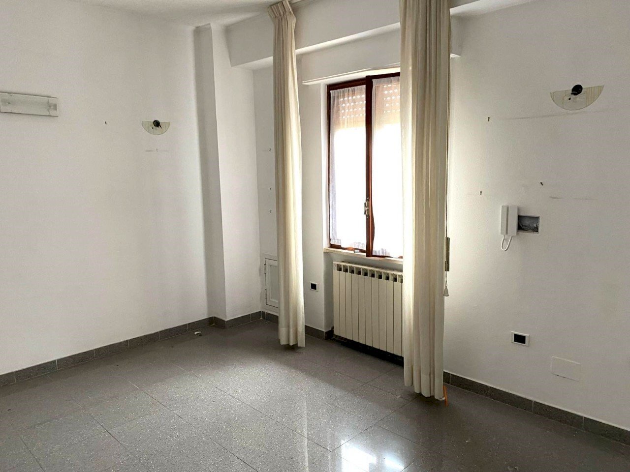 30379.jpg - Office VIALE TRIESTE, Tivoli - photo 2