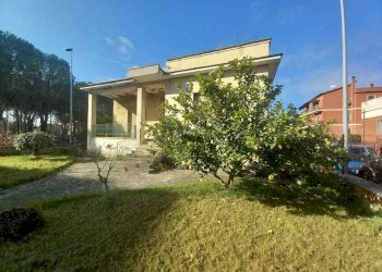 WhatsApp Image 2025-02-11 at 10.25.42 (2).jpeg - Villa Via Maremmana Inferiore 225, Guidonia Montecelio - foto 10