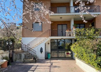 1.jpeg - Villa a Schiera via Monti Lucretili, Tivoli - foto 1