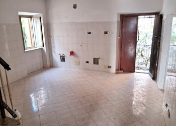 5 (2).jpeg - Trilocale Via Santa Liberata, Sant'Angelo Romano - foto 5