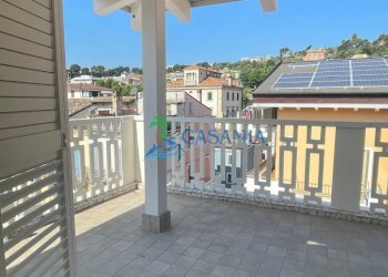 ATTICO classe A3 centro Grottammare Agenzia immobi - Villa Trifamiliare Grottammare - foto 2