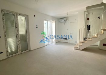 ATTICO classe A3 centro Grottammare Agenzia immobi - Villa Trifamiliare Grottammare - foto 5