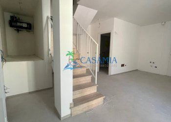 ATTICO classe A3 centro Grottammare Agenzia immobi - Villa Trifamiliare Grottammare - foto 6