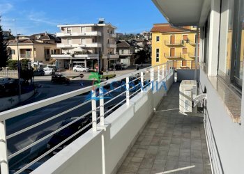 ufficio Centobuchi di Monteprandone Agenzia immobi - Ufficio Monteprandone - foto 8