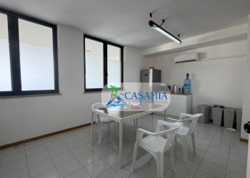 Locale ufficio Centobuchi Agenzia Immobiliare Casa - Ufficio Monteprandone - foto 1
