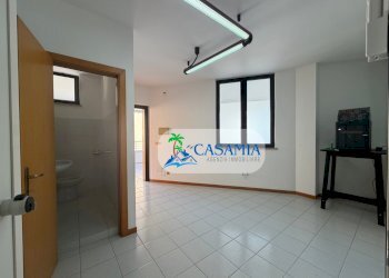 Locale ufficio Centobuchi Agenzia Immobiliare Casa - Ufficio Monteprandone - foto 5