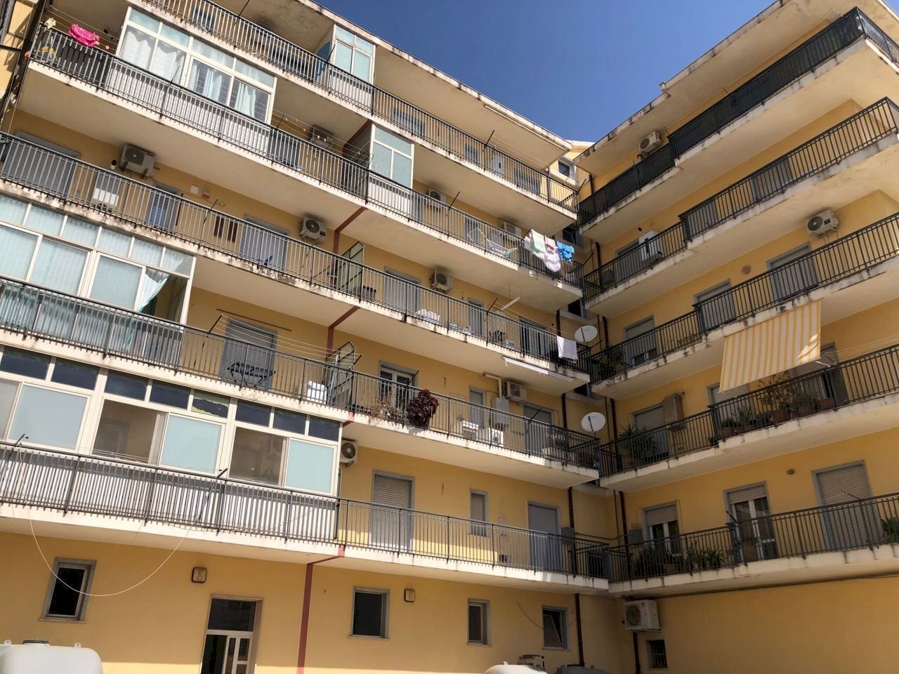 0c45cbec-73ca-4eec-9ab2-acab0243406a.jpg - Four-room apartment VIA FRANCESCO CRSIPI, Floridia - photo 2