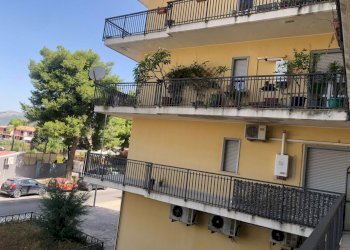 98bef2d1-e50d-4255-ba0e-91987cbca5bc.jpg - Quadrilocale VIA FRANCESCO CRSIPI, Floridia - foto 6