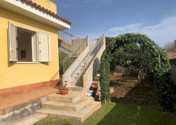 2ebe3369-33a2-40ec-bb62-c0c78b2b004c.jpg - Villa VIA ISOLE DELLA CALEDONIA, Siracusa - photo 23