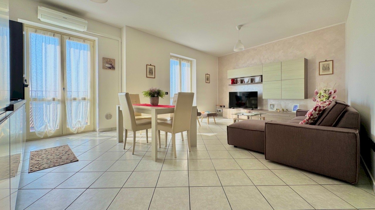 IMG_1602.jpg - Trilocale Via Cesare Battisti, Ghedi - foto 2