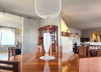 20250610_165758.jpg - Villa via Gramsci 5, Comezzano-Cizzago - foto 12