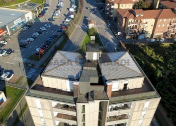 VISTA DIETRO PIU\' VICINO.jpeg - Attico Via Roma 80, Ponte San Pietro - foto 25