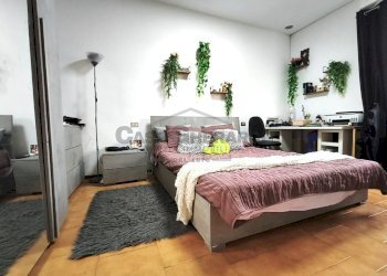 CAMERA MATRIMONIALE.jpeg - Trilocale Via Albenza, Ponte San Pietro - foto 1