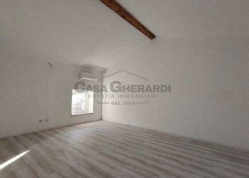 WhatsApp Image 2025-10-24 at 16.31.31.jpeg - Trilocale Via Vittorio Emanuele II, Ponte San Pietro - foto 8