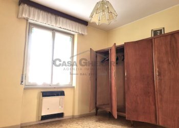 CAMERA.jpeg - Porzione di casa Via Marco Ghirardelli, Gandino - foto 14