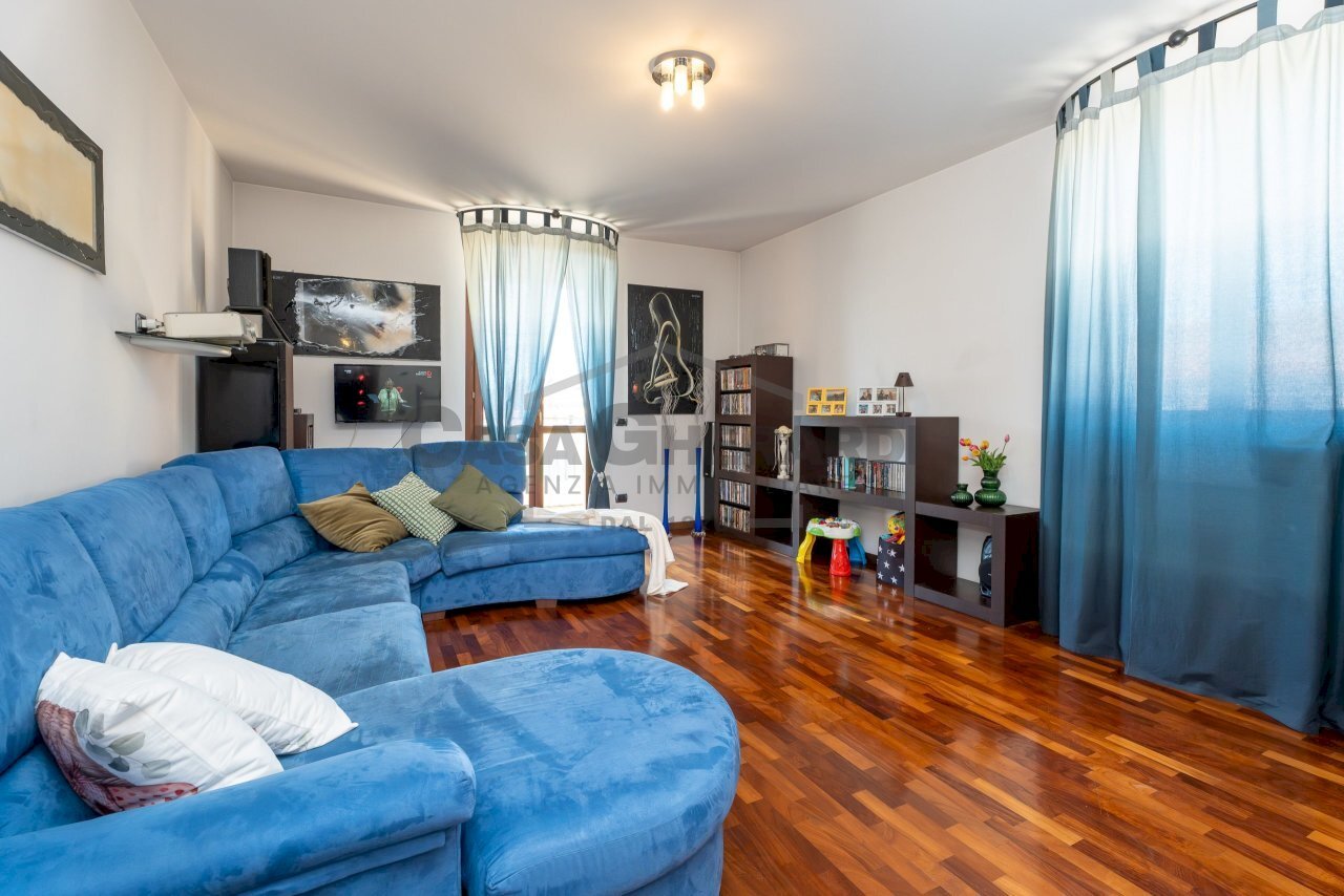 A_000_30_4.jpg - Trilocale Via XXV Aprile 1945 43, Brembate di Sopra - foto 3