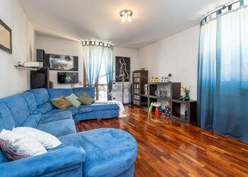 A_000_30_4.jpg - Trilocale Via XXV Aprile 1945 43, Brembate di Sopra - foto 3