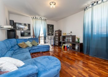 A_000_30.jpg - Trilocale Via XXV Aprile 1945 43, Brembate di Sopra - foto 10